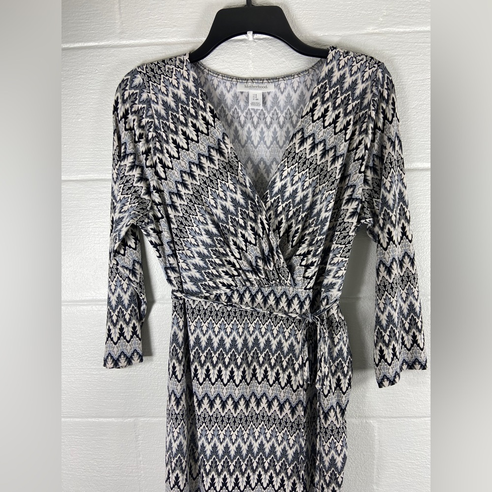 Motherhood Maternity Dress Size Small 3/4 sleeves